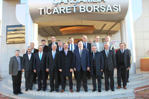 Belediye Başkanı Dündar, Borsayı ziyaret etti