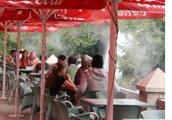 Kavurucu sıcaklara buharlı kafeterya