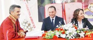 NİKAH İÇİN SEVGİLİLER GÜNÜ'NÜ SEÇTİLER