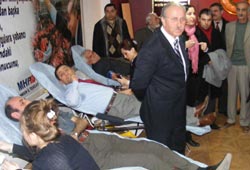 MHP kan bağışladı