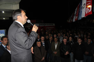 BİZ BAŞKALARI GİBİ BÖLÜNÜP PARÇALANMADIK