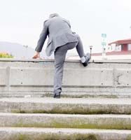 ÇIKIŞI OLMAYAN MERDİVEN