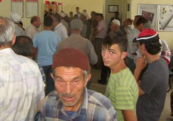 Vezirköprü'de banka çilesi