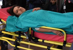 Kız kardeşlere bıçaklı saldırı