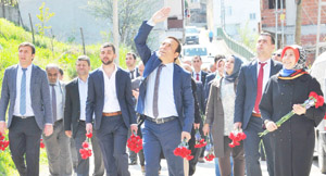 Siyaset halkla yapılır