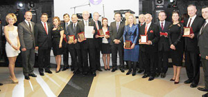 25. YILINI DOLDURAN AVUKATLARA ÖDÜL