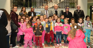 ÖĞRENCİLER YAŞLILARI UNUTMADI