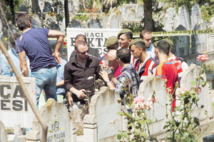 BELEDİYEYİ DOLANDIRANLARA CEZA YAĞDI