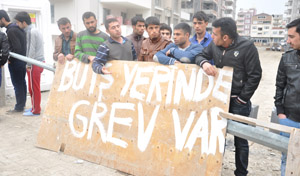 İŞÇİLER EYLEM YAPTI