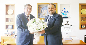 ALBAYRAK GÖREVİNİ ŞARAYA DEVRETTİ