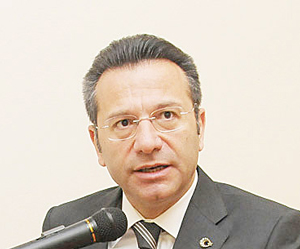 Kapanan kurumların malları dağıtıldı