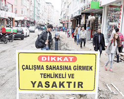 'YASAK' TABELASINA ALDIRIŞ ETMİYORLAR
