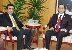 SAMSİAD: "Yeni Anayasa şart"