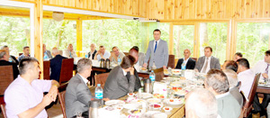 Taşçı muhtarlarla bir araya geldi