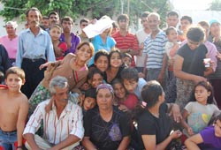 Romanlar bin pişman