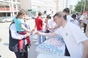 HER ZAMAN ÖĞRENCİLERİMİZİN YANINDAYIZ"