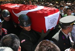 Yüreğimize kor düşürdüler