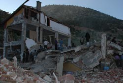 Katliam gibi göçük