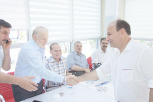 Bafra protokolü gençlik merkezinde bayramlaştı