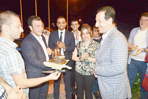 ERDOĞANA DOĞUM GÜNÜ SÜRPRİZİ