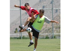 Kıran kırana çift kale