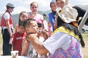 Binler şenlikte buluştu