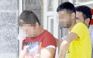 SAMSUN'DA POLİSTEN UYUŞTURUCU BASKINI: 4 GÖZALTI