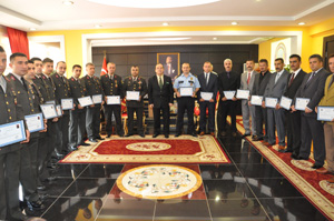KAYMAKAM ÜSTÜN GAYRETİ ÖDÜLLENDİRDİ