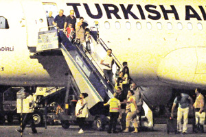 Çarşamba Havalimanı'nda büyük yoğunluk yaşandı