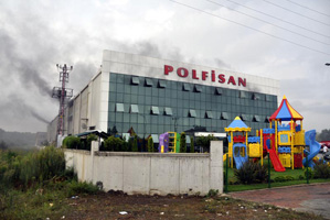 ÇOCUK OYUN PARKI FABRİKASINDA YANGIN