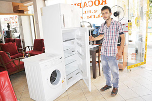 Suriyeli mülteciler ikinci el eşya piyasasına hareketlilik getirdi