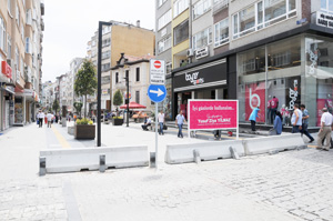 Çiftlik Caddesi'ndeki beton bariyerler çalışma sonrası kalkacak