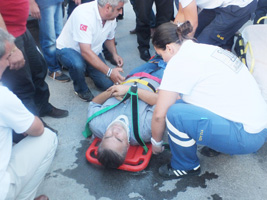Trafik kazasında polis memuru yaralandı