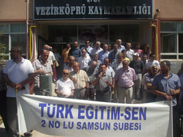 Eğitim-Bir Sen'li olmayan okul müdürleri 75 puanı geçemedi