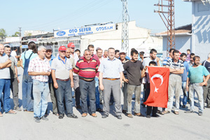 Kavşak isteyen sanayi esnafı Ankara-Samsun yolunu kesti