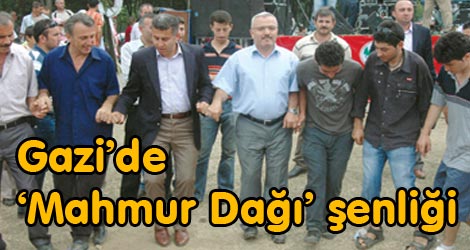 Gazi'de mahmur şenliği