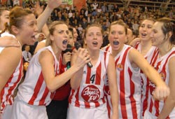 SBK 3 yabancıyla anlaştı