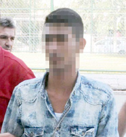 GENÇLERİN KIZ KAVGASI: 1 YARALI