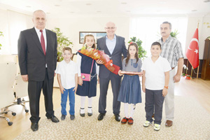 Miniklerden Başkan Kula Ziyaret
