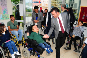 "Engelli Araçları İçin Şarj İstasyonları Kuracağız"