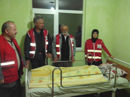 CANİK KIZILAY YATALAK HASTA YATAĞINI TESLİM ETTİ