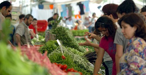 4 kişilik ailenin yoksulluk sınırı 4 bin 199 TLye yükseldi