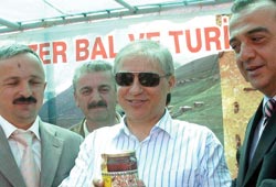 Anzer Balı el yakıyor