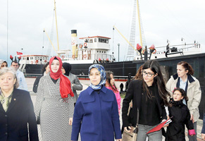 SARE DAVUTOĞLU SAMSUN'U GEZDİ