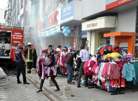 Yangından mal kaçırdılar