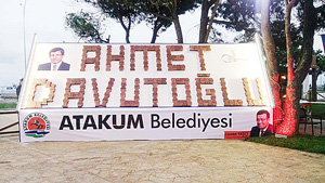 ÜRETİLEN İLK PARKE İLE ADINI YAZDI