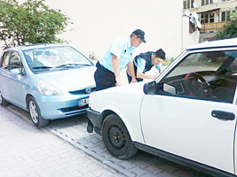 Arabalara zarar veren zanlı yakalandı