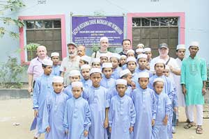 SAMSUNDAN  BANGLADEŞE KARDEŞLİK KÖPRÜSÜ KURULDU