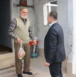 Tekkeköy Belediyesi Kimsesiz Yaşlılara kol kanat gerdi