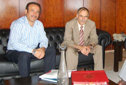 Genç'ten Akan'a ziyaret